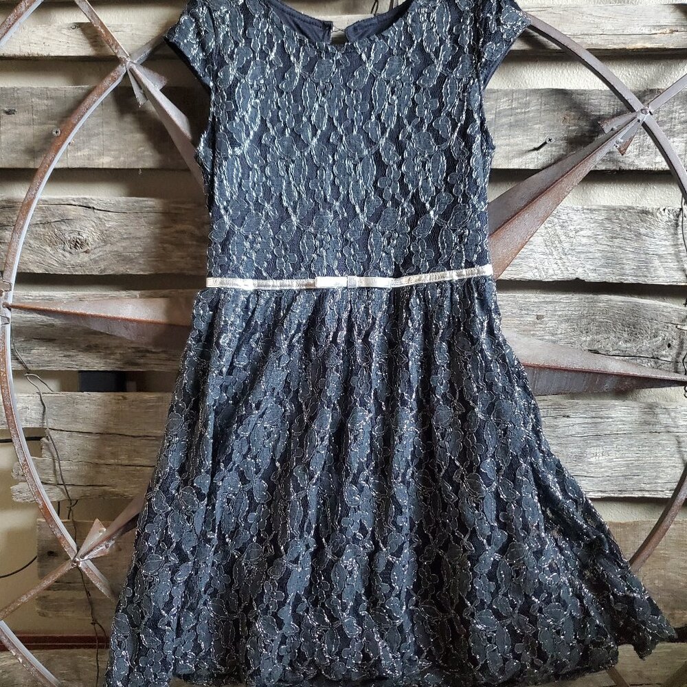 Girl's Dress